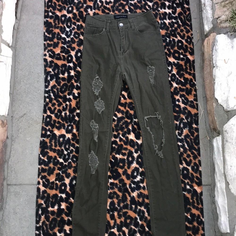 American bazi army green ripped jean